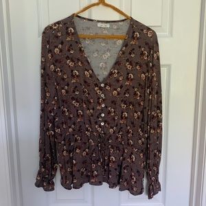 Long sleeve patterned shirt
